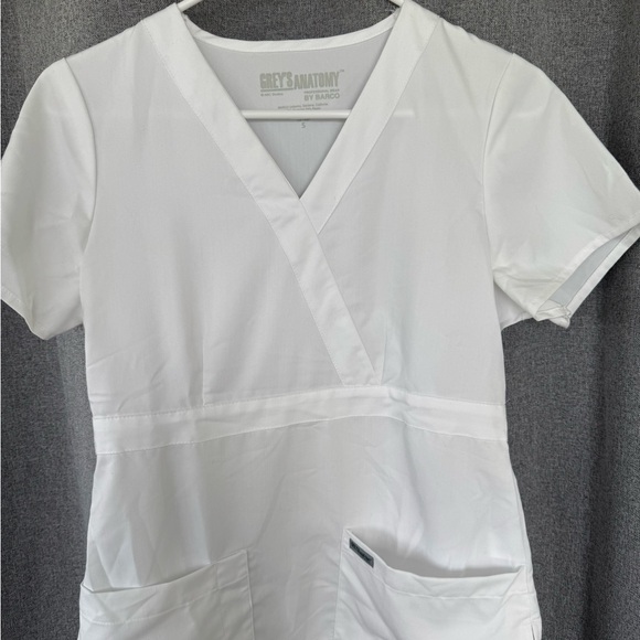 Grey's Anatomy White Scrub Top and Pant set - Picture 1 of 8